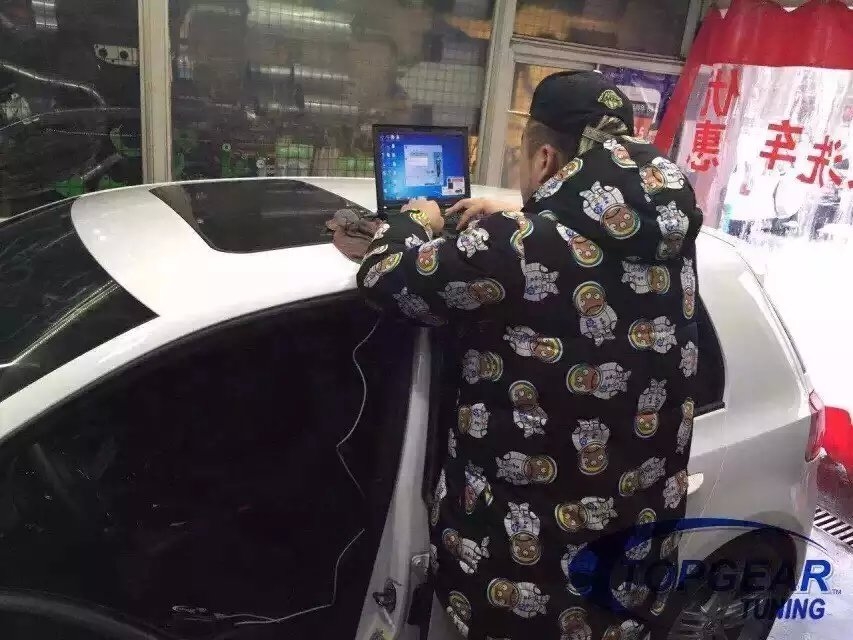 大眾高爾夫R 升級 英國Top-Gear程序