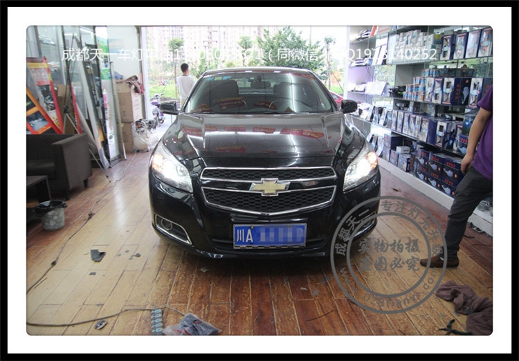 成都邁銳寶車燈改裝升級海拉雙光透鏡增亮氙氣燈