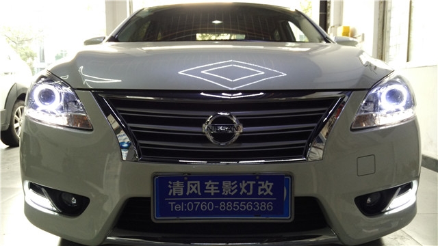 日產新軒逸車燈升級 Q5雙氙透鏡改裝 光導天使眼改裝 大燈內飾熏黑——清風車影燈改