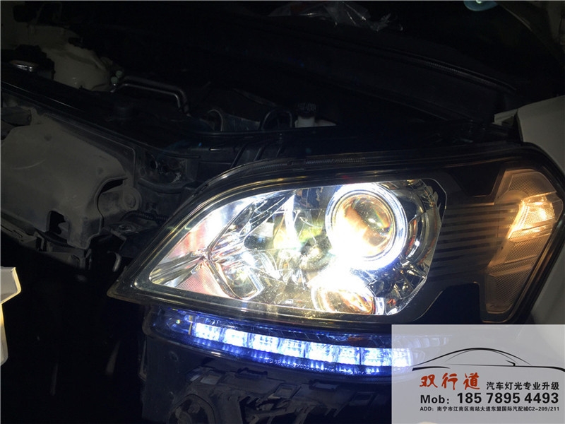 《起亞秀爾》車(chē)燈改裝，改裝定制海拉5雙光透鏡，進(jìn)口歐司朗燈泡+小糸安定