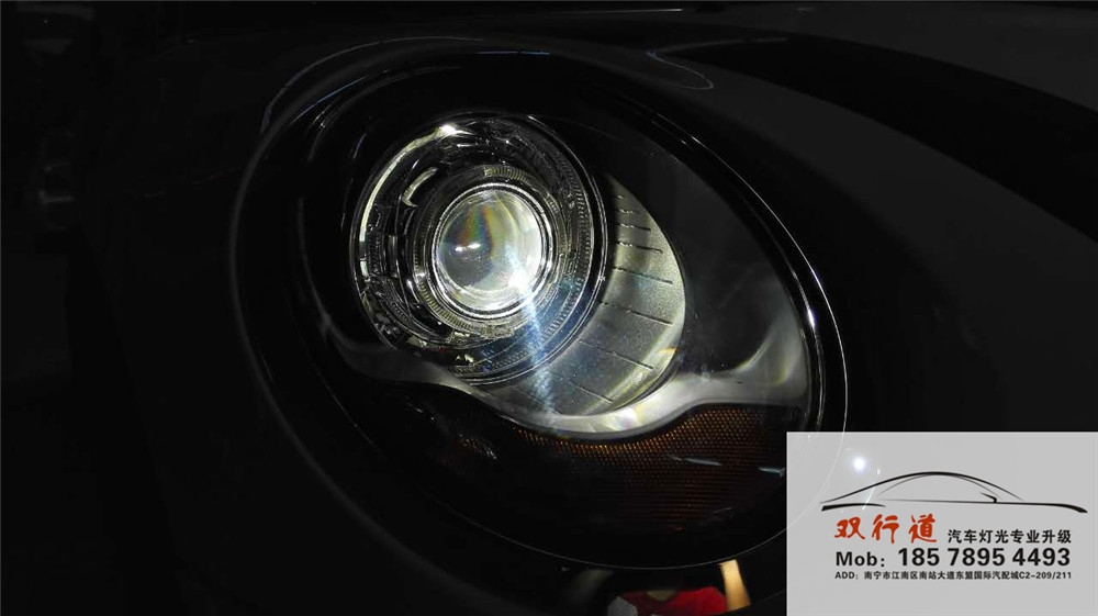 《MINI》雙行道車燈改裝，升級飛利浦套餐，效果顯著