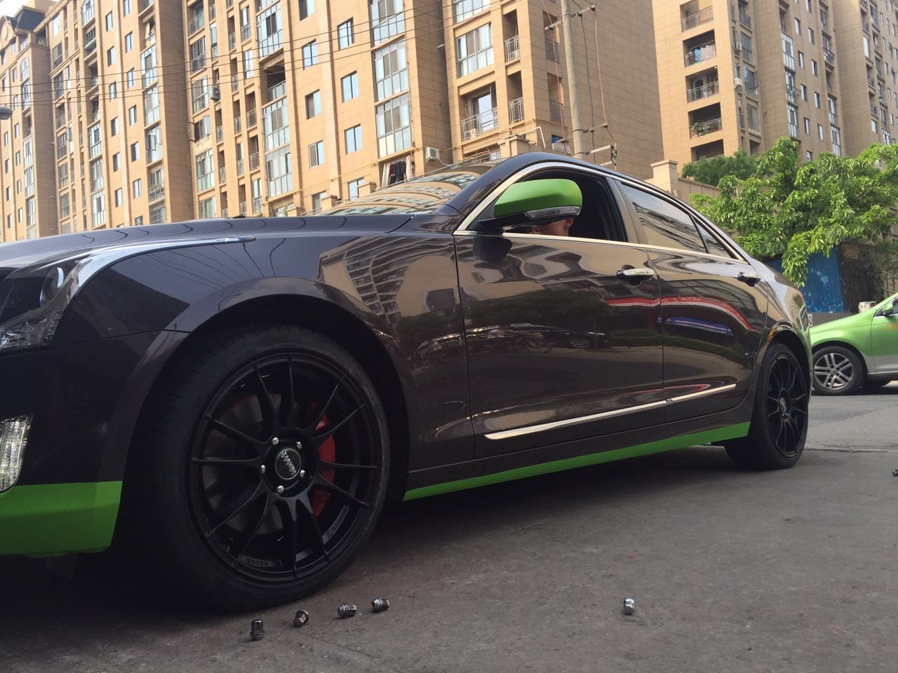 凱迪拉克ATS 原車17寸升級(jí)18寸輪轂