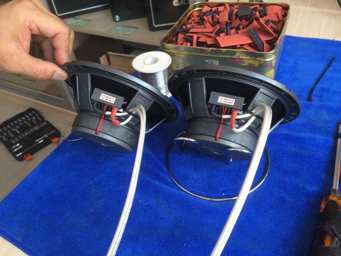 廣西南寧日產天籟音響改裝勁浪喇叭+捷力低音－南寧途悅汽車影音