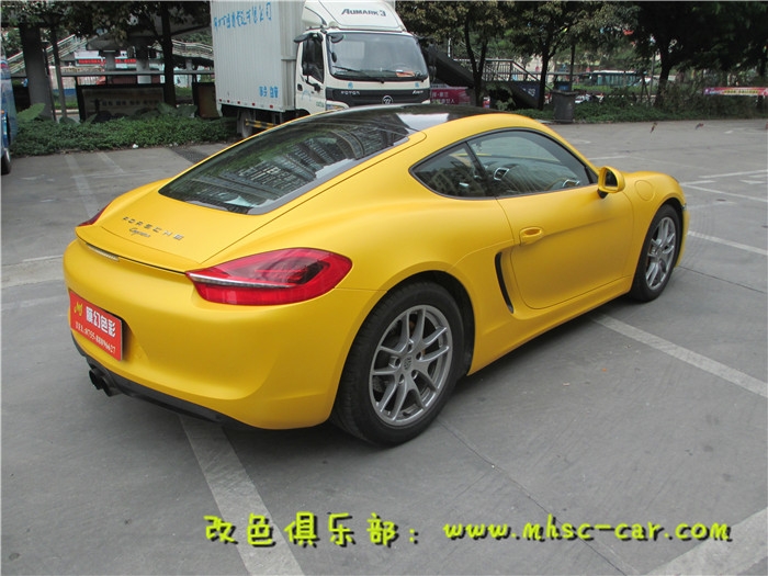 保時捷cayman全車貼膜改色施工韓國LG電光金屬黃