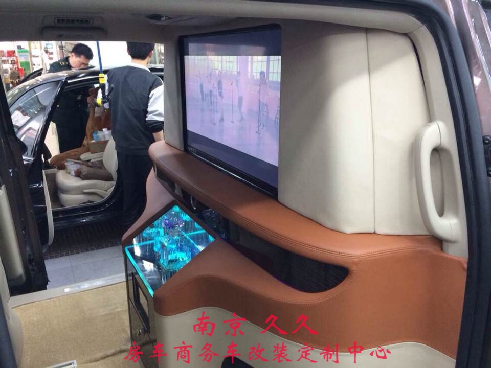 【南京商務車改裝】GL8汽車內(nèi)飾改裝 案例，求鑒賞！