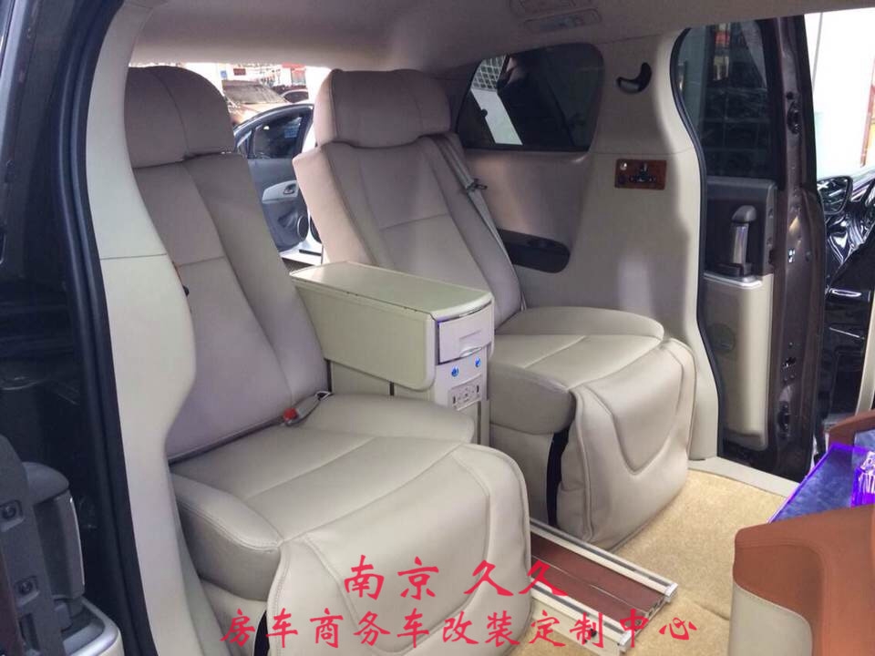 【南京商務車改裝】GL8汽車內(nèi)飾改裝 案例，求鑒賞！