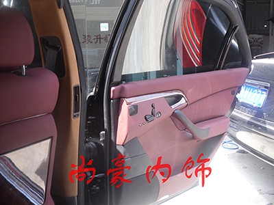 奔馳S350內(nèi)飾高規(guī)格改裝升級