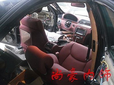奔馳S350內(nèi)飾高規(guī)格改裝升級