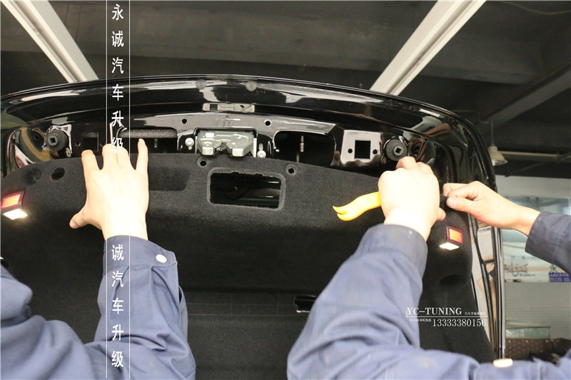 【永誠汽車】奔馳改裝實體店，石家莊奔馳S320L升級原廠電尾門