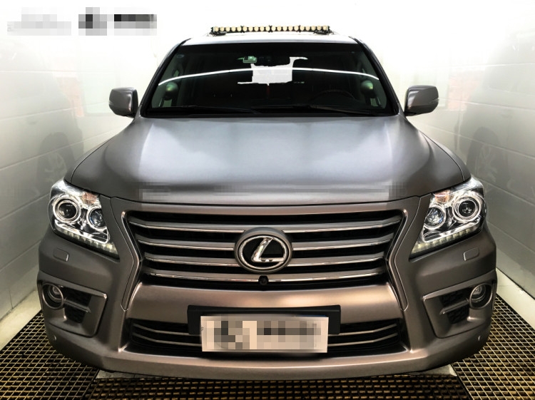 WOO特效電光金屬銅灰（雷克薩斯LX570車身改色貼膜案例）
