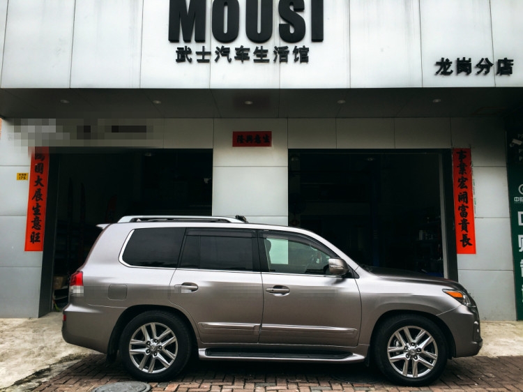 WOO特效電光金屬銅灰（雷克薩斯LX570車身改色貼膜案例）