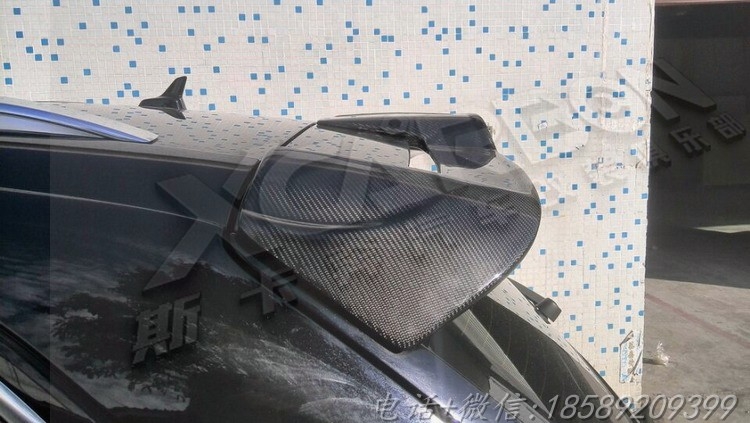 AUDI奥迪Q7改装ABT款碳纤维粘贴式后尾翼