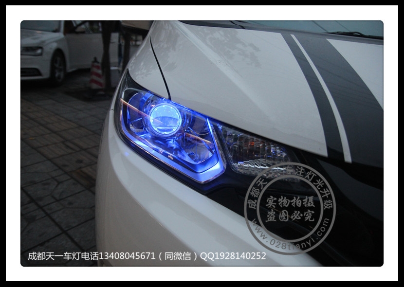 成都新飛度車燈改裝Q5雙光透鏡LED惡魔眼日行燈
