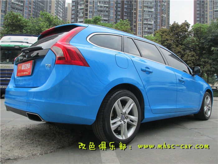 沃爾沃V60全車貼膜改色施工法國(guó)hexis冰激凌藍(lán)