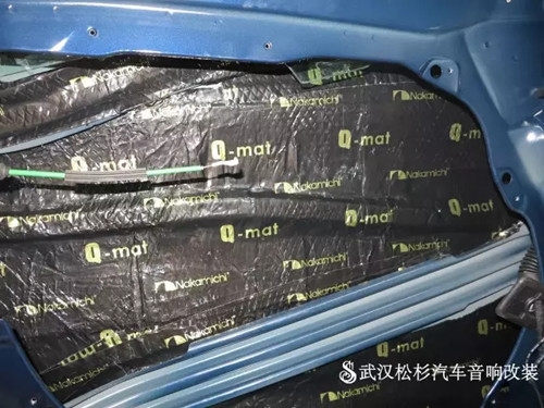 武漢松杉汽車音響改裝店頂級奔馳GLC260全車汽車隔音