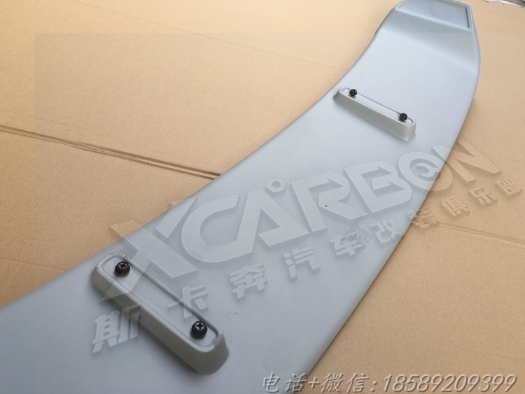 AUDI 奧迪Q5改裝ABT款碳纖維尾翼