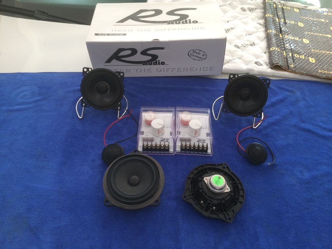 寶馬525Li音響改裝德國(guó)RS音符喇叭+中道隔音【音箱】－南寧途悅汽車音響