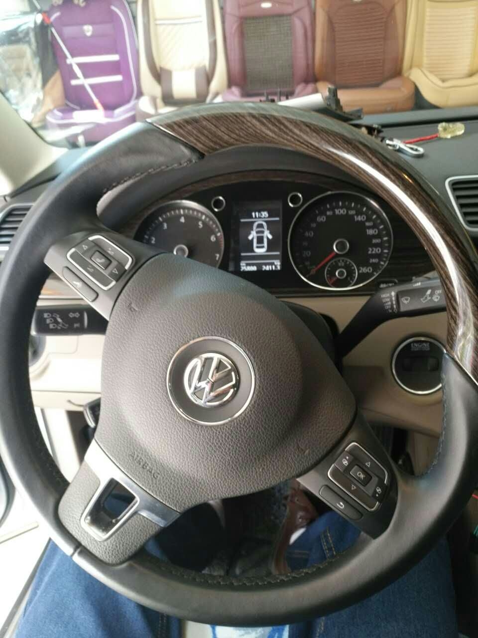 大眾邁騰安裝導(dǎo)航DVD及行車記錄儀