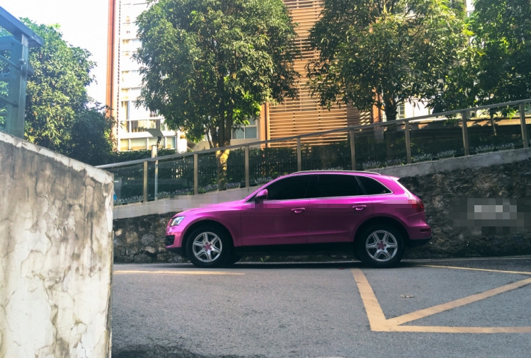 極光燦紫粉（WOO汽車美工坊南寧店奧迪Q5車身改色貼膜案例）