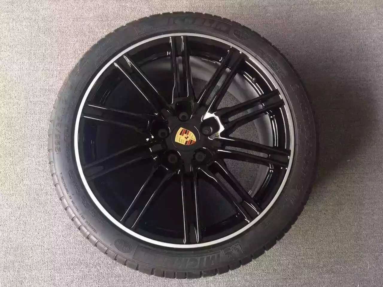 保時(shí)捷 卡宴 21寸