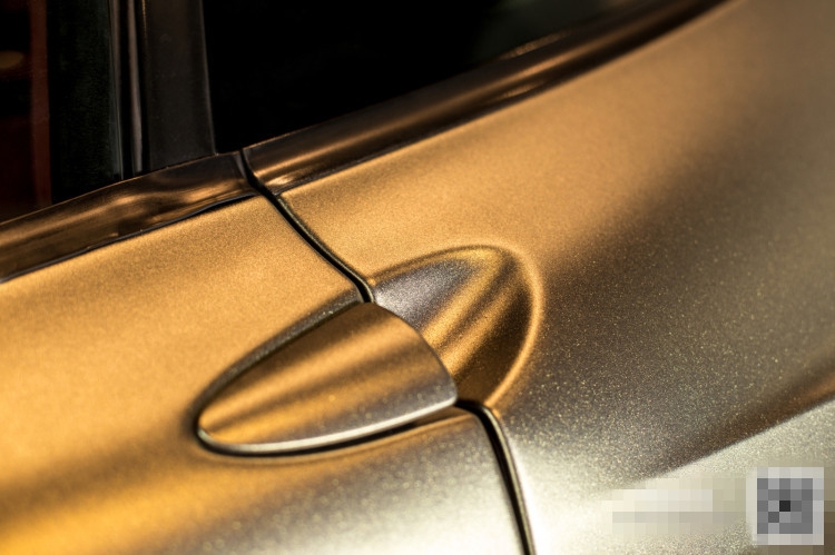 法拉利F430車身改色貼膜星光金槍灰+剪刀拉花（圖）