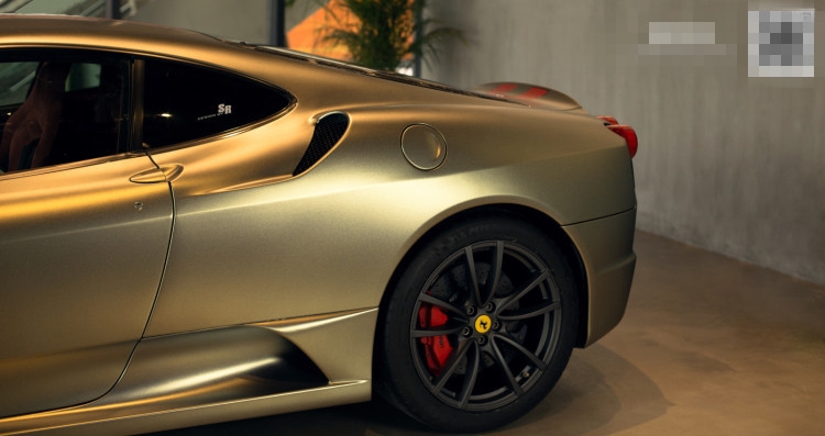 法拉利F430車身改色貼膜星光金槍灰+剪刀拉花（圖）