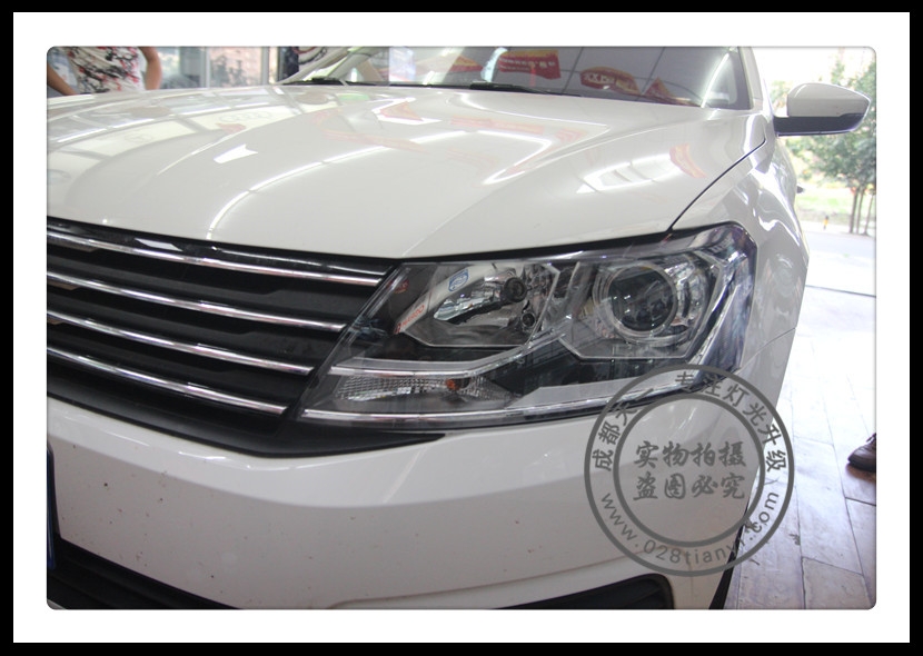 成都朗行車燈改裝改裝Q5雙光透鏡LED日行燈\成都朗行車燈改裝