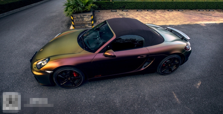 WOO特效電光金屬紅金（保時(shí)捷boxster GTS車身改色貼膜案例）