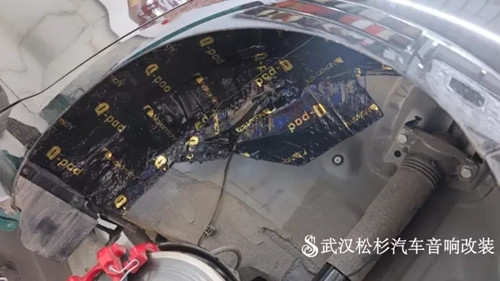 【武漢松杉汽車音響】改裝升級大眾GTI引擎蓋汽車隔音+四輪翼子板汽車隔音