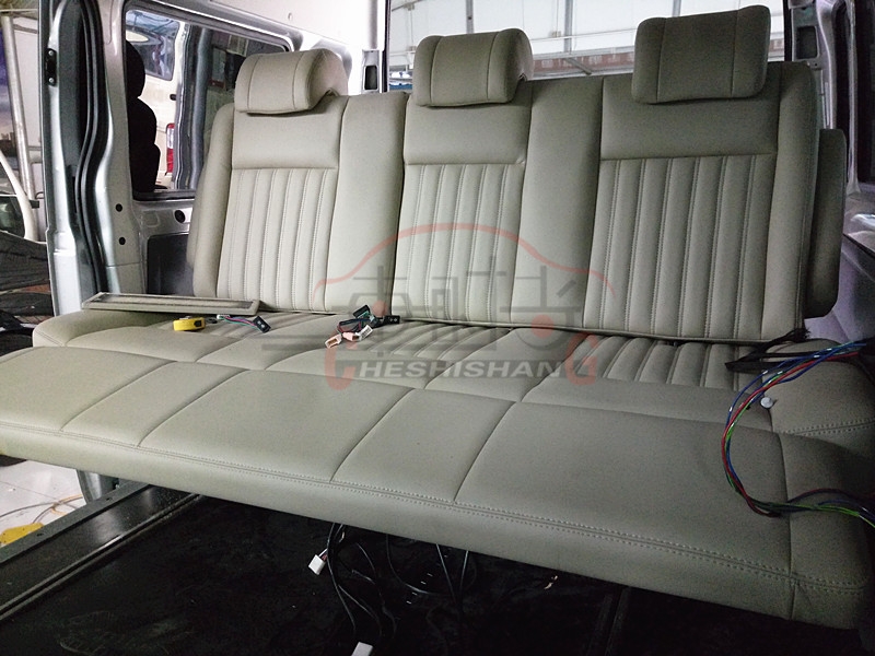 【鄭州車時(shí)尚】全順商務(wù)車內(nèi)飾改裝/汽車內(nèi)飾翻新改裝/座椅改裝加滑道