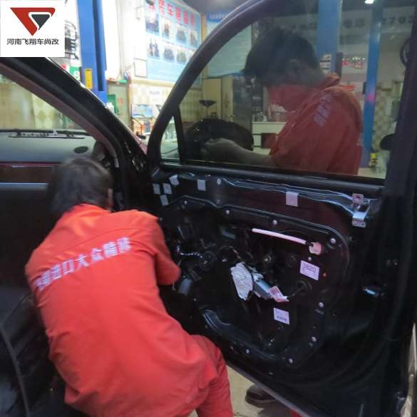 《河南飛翔車尚改》河南鄭州途銳進(jìn)店加裝變道輔助