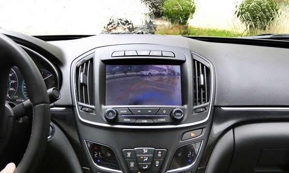 15款別克君威新版導(dǎo)航模塊安裝案例