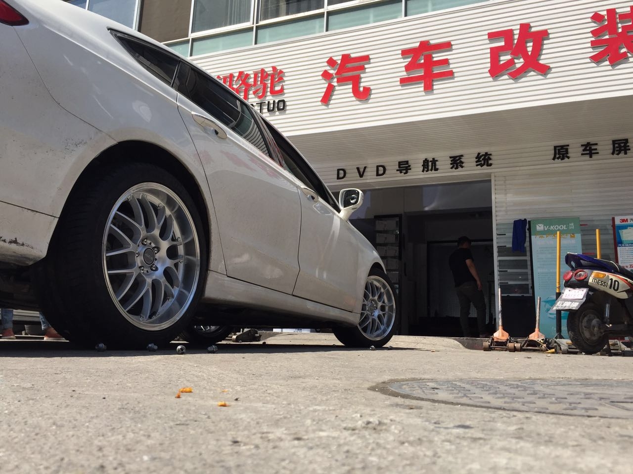 福特蒙迪歐17寸升級19寸爆龜輪轂 245 40R19米其林輪胎