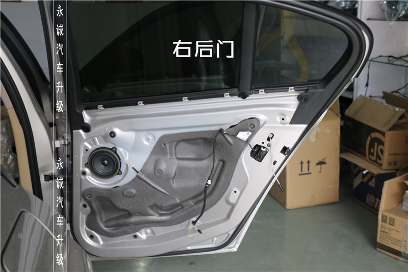 【永誠汽車】石家莊專業(yè)升級寶馬，三系改裝氛圍燈高配方向盤