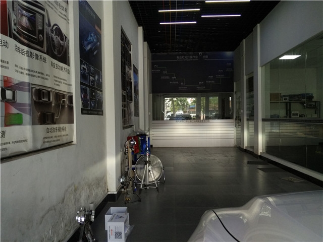 豐田銳志車燈升級原裝全新海拉6——清風(fēng)車影燈改——