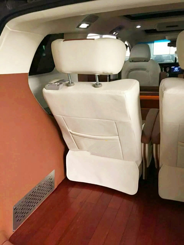 杰歌之別克GL8內(nèi)飾