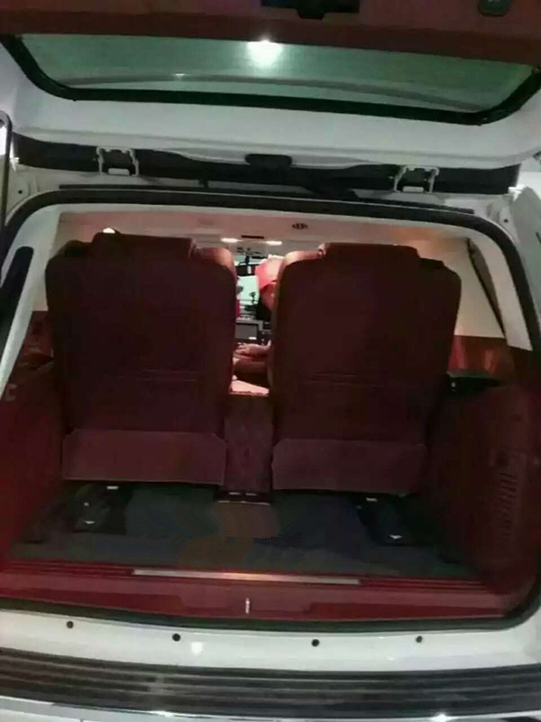 杰歌之凱雷德內飾改裝