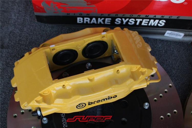 奧迪A5-2.0T前面brembo F50大四355MM剎車卡鉗 鮑魚套裝