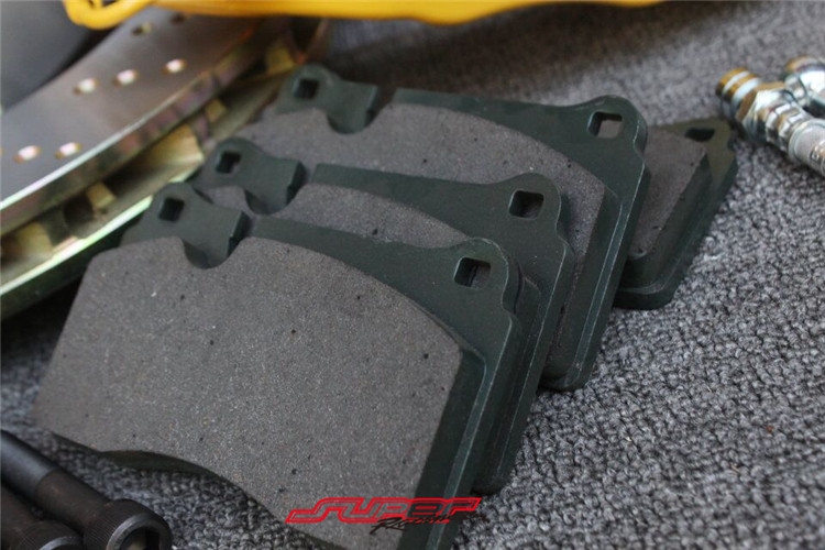 奧迪A5-2.0T前面brembo F50大四355MM剎車卡鉗 鮑魚套裝