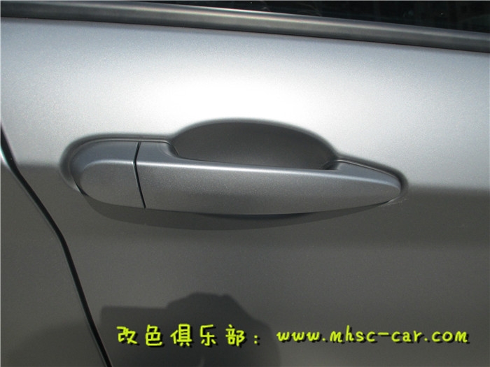 寶馬1系車漆換顏色 深圳汽車改色貼膜 手工包膜 德國PWF電光金屬灰