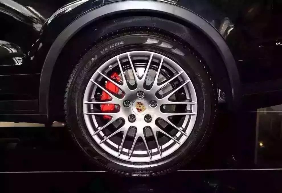 卡宴 RS．20寸