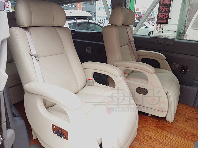 鄭州奔馳威霆內(nèi)飾改裝價(jià)格/鄭州車時(shí)尚內(nèi)飾航空座椅改裝