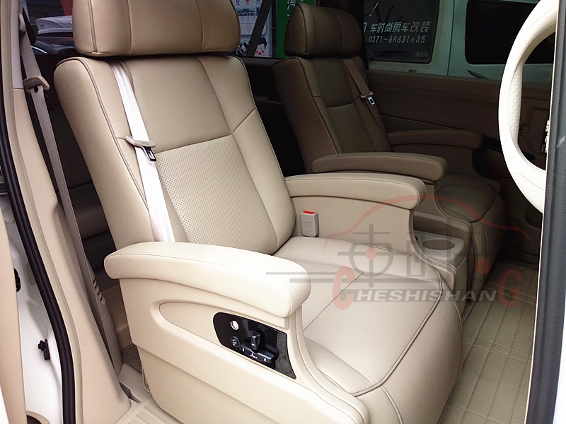 日產(chǎn)貴士內(nèi)飾航空座椅改裝/鄭州汽車內(nèi)飾個(gè)性改裝