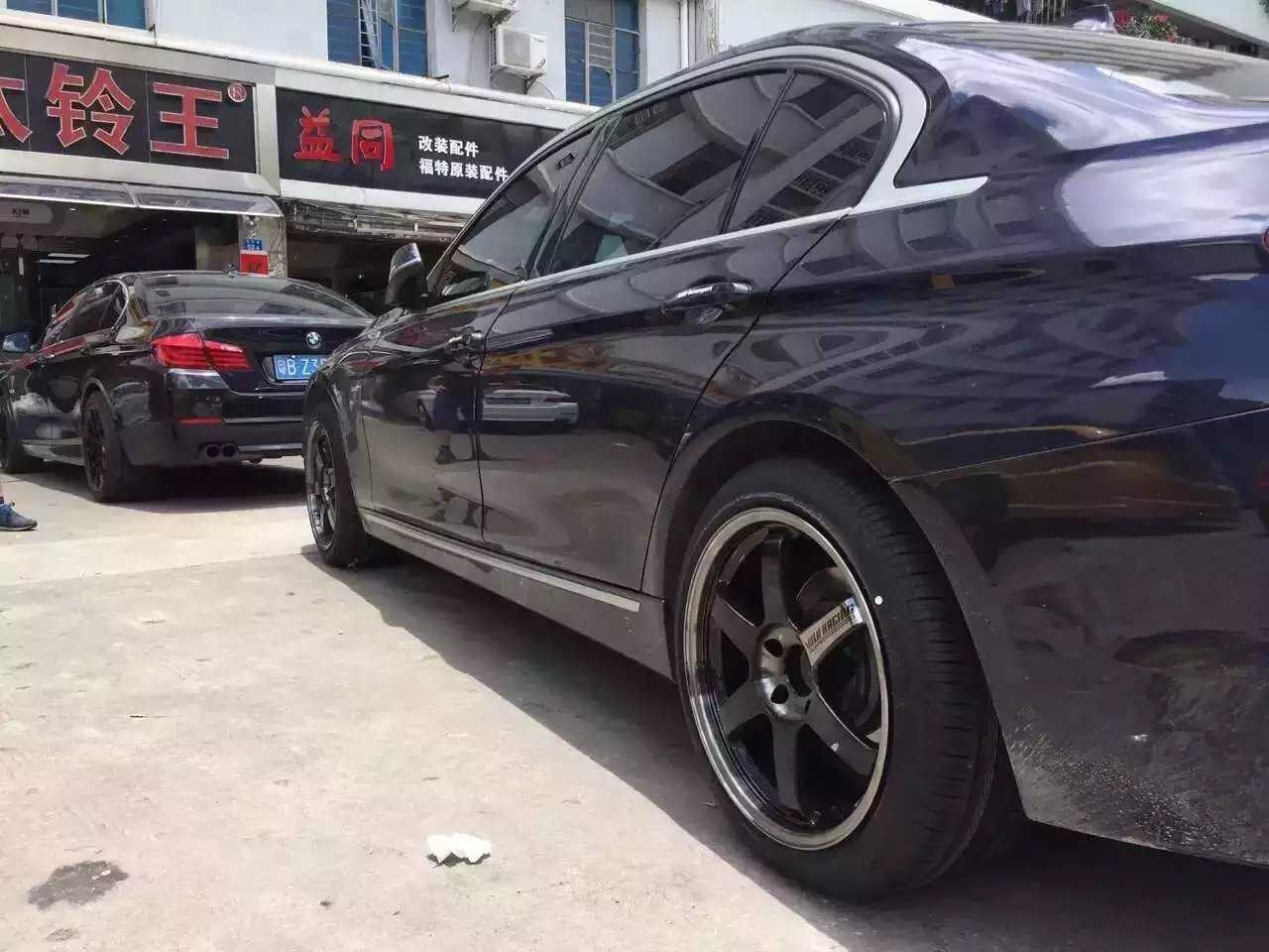 寶馬 ，裝18寸 TE37 完工！