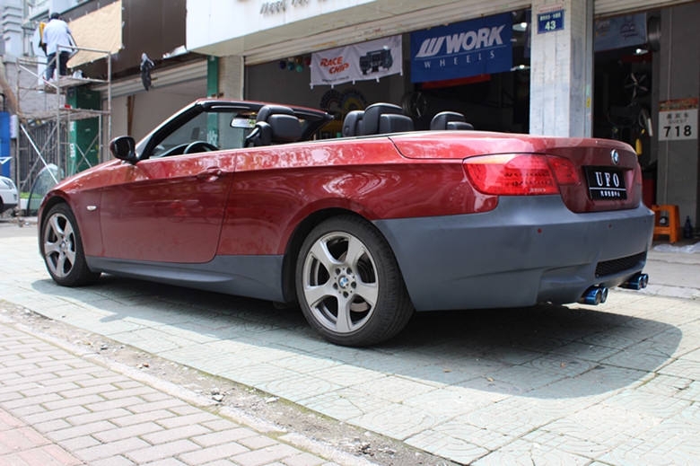 BMW320i升級M3后杠+側(cè)裙+尾端排氣