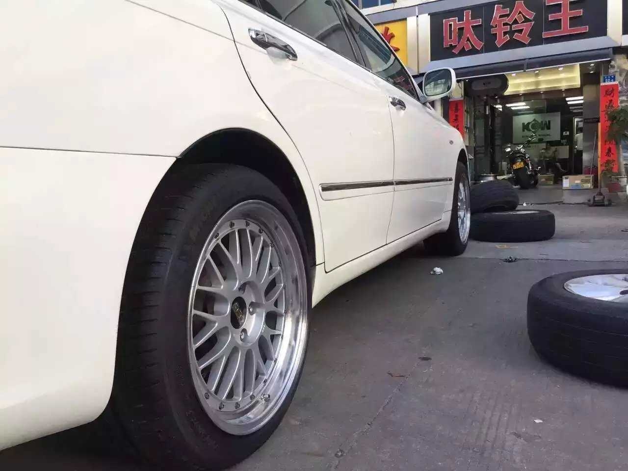 皇冠，裝18寸  BBS  完工！