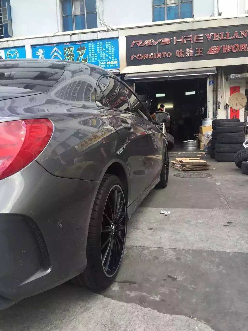 奔馳，換原裝 19寸 完工