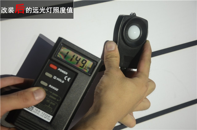 桑塔納車燈升級 Q5雙氙透鏡改裝 LED光導(dǎo)天使眼升級 ——清風(fēng)車影燈改