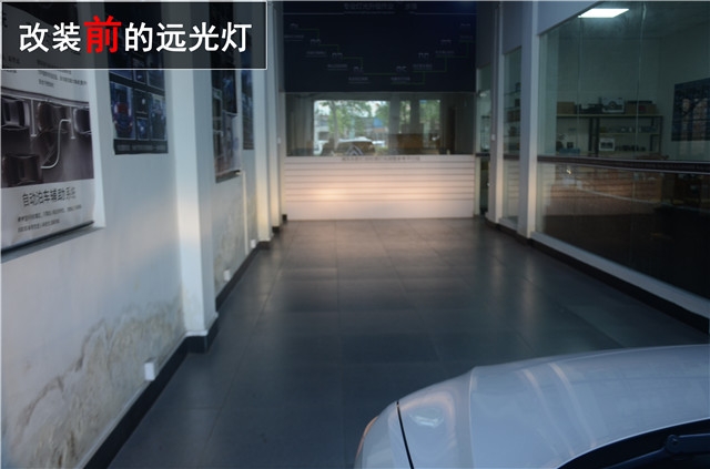 桑塔納車燈升級 Q5雙氙透鏡改裝 LED光導(dǎo)天使眼升級 ——清風(fēng)車影燈改