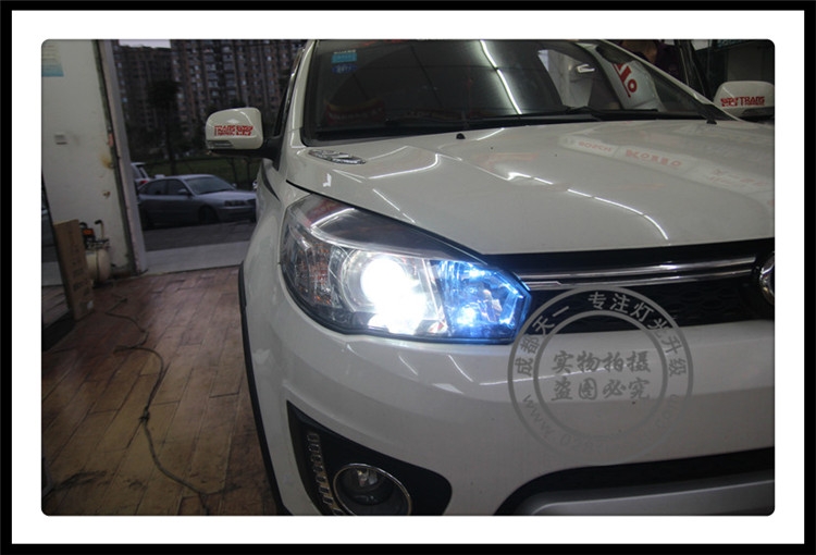 成都長(zhǎng)城M4車燈改裝Q5雙光透鏡氙氣燈LED日行燈成都天一車燈